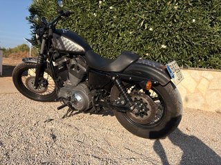 Harley-Davidson XL 1200N Nightster Negra