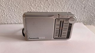 Radio Panasonic RF-P150 FM/AM Plata