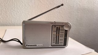 Radio Panasonic RF-P150 FM/AM Plata