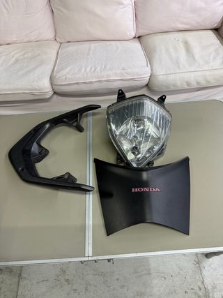 Honda Dylan carenado faro