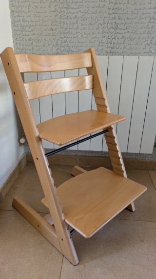 Trona Stokke madera