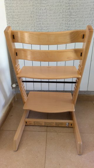 Trona Stokke madera