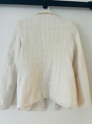 Blazer blanco con botones