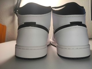 Nike Air Jordan 1 Mid Blancas Talla 45