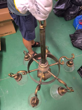 Lámpara de techo de bronce estilo antiguo
