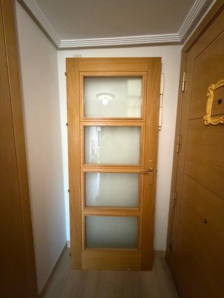 Puerta interior madera con cristal 82x203cm