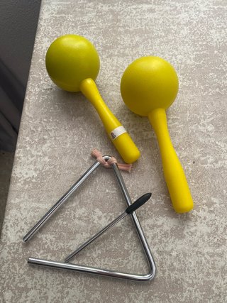 Maracas e Triangolo Musicali