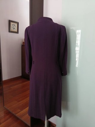 Traje chaqueta y vestido Javier Simorra.