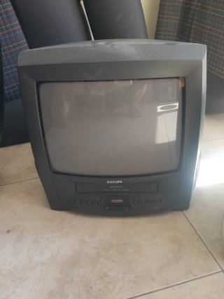 TV Philips con video VHS