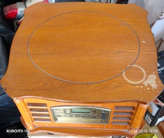 Toca discos vintage marca Ansonic MULTIFUNCIÓN