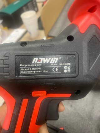 Sierra sable NAWIN 20V MAX 2.0Ah