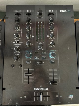 2 Pioneer CDJ-350 + Mixer Reloop