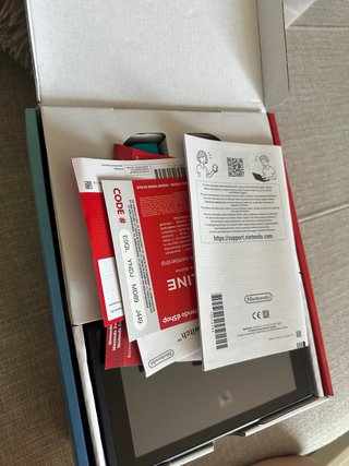 Nintendo Switch + Nintendo Switch Sports