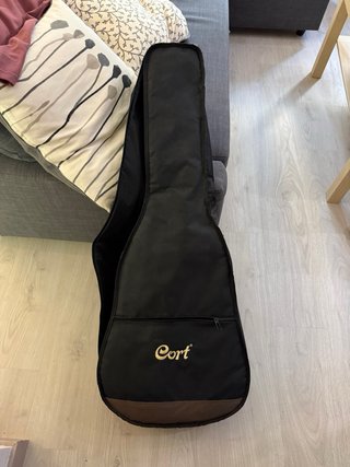 Guitarra acústica Cort