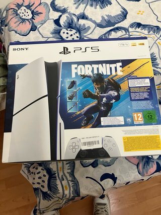 PS5 Slim 1TB Fortnite Edición