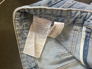 Pantalón vaquero cargo ancho