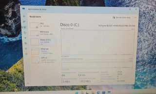 Lenovo ThinkCentre M900 i5 16GB RAM 256GB NVMe W11