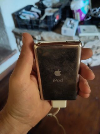 iPod Classic 80GB Plata