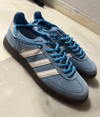 Adidas Spezial Azul y Blanco