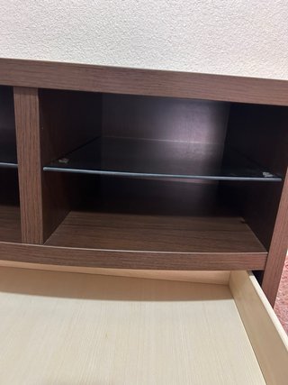 Mueble TV salón con ruedas y cajones