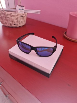 Gafas de sol Emporio Armani negras y azules