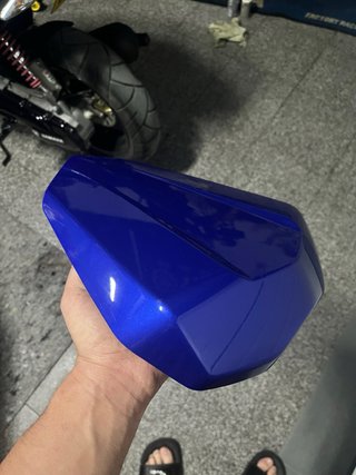 Colin monoplaza R6 Yamaha azul