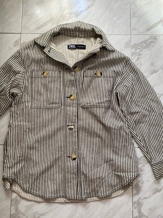 Sobrecamisa Zara Rayas Beige y Negro