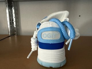 Zapatillas OGIY Talla 42 Nuevas