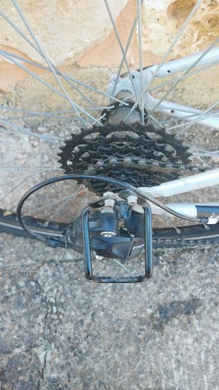 Bicicleta B'TWIN plateada