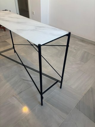 Consola Mármol y Forja Negra Muy Nueva