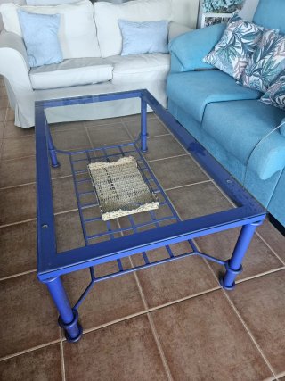 Mesa Comedor  y 6 Sillas más 2 mesas auxiliares