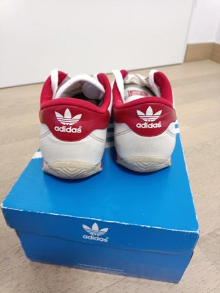 Adidas Country Blancas y Rojas