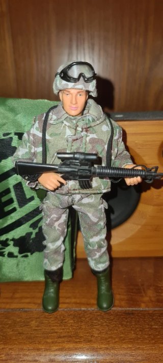 Madelman Piloto Americano +  soldado Acompañante.