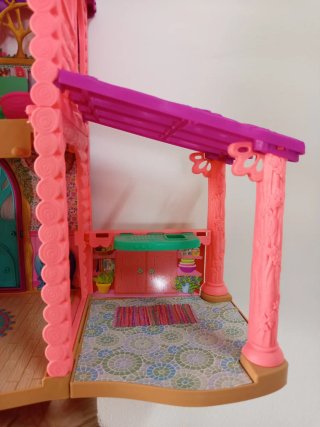 Casa Enchantimals con accesorios