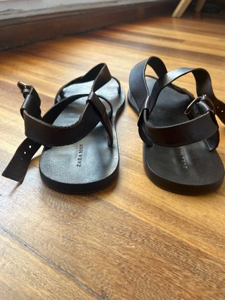Sandalias de piel para hombre
