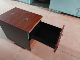 Cajonera 2 cajones madera y metal