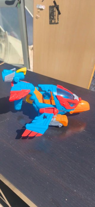 Avión Superzings