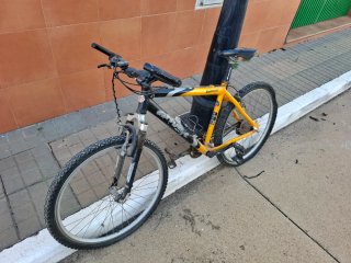Bicicleta de montaña y bmx monty