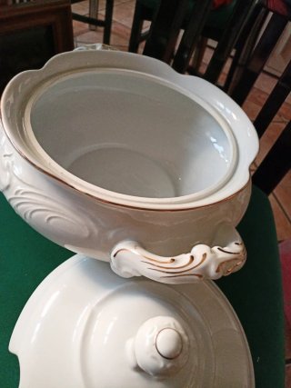 Sopera porcelana Alambra 23cm dorada