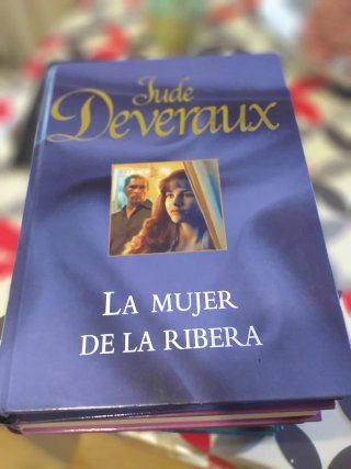 7 libros de historias románticas como nuevos