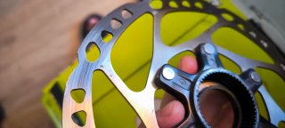 Disco Freno Shimano SM-RT64-S 160mm Center Lock
