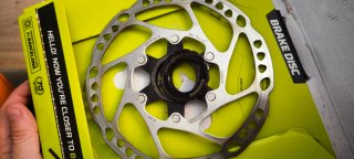 Disco Freno Shimano SM-RT64-S 160mm Center Lock