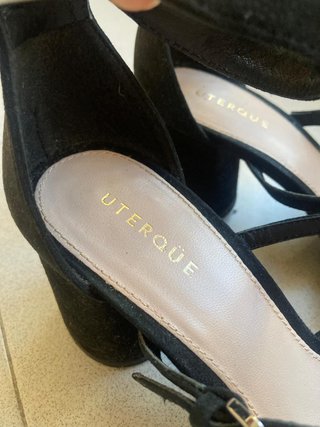 Sandalias tacón Uterqüe negras