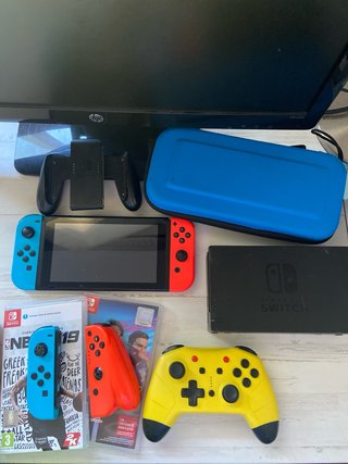Nintendo Switch Seminueva con Caja