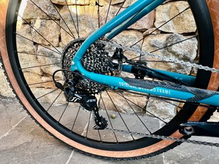 Megamo Kansas E-Gravel 2023 SRAM Apex 1x11v