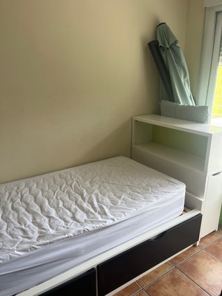 Cama individual con cajón y colchón