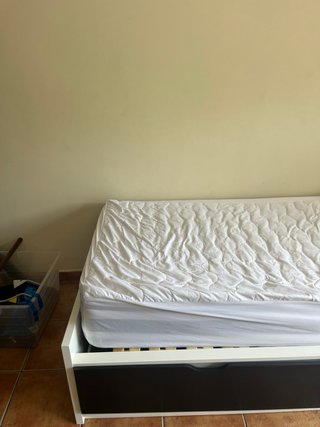 Cama individual con cajón y colchón