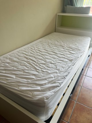 Cama individual con cajón y colchón