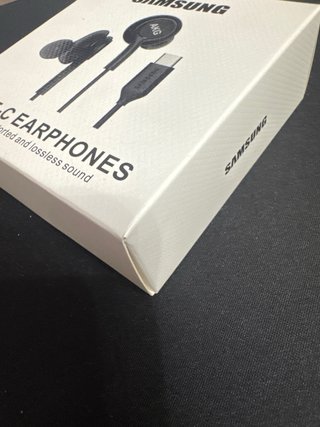 Auriculares Samsung Tipo-C AKG Negros