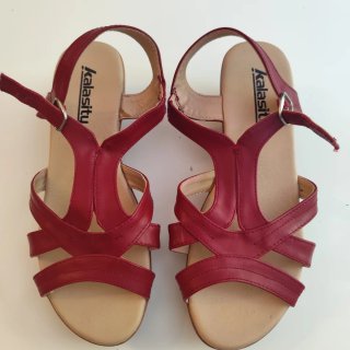 Sandalias Kalasity Mujer. Talla 37